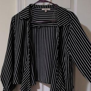 Long sleeve crop top